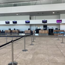 Cairns Airport Adige Beige (1)