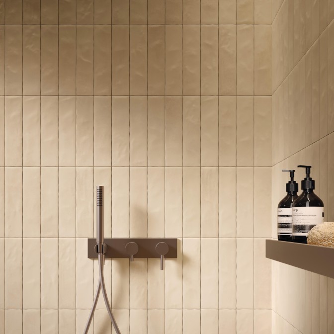 aura beige lifestyle